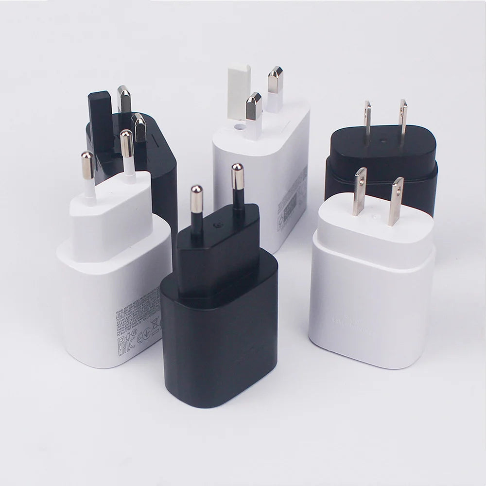 Travel Adapter PD 25W Super Fast Charging USB C Wall Plug Charger PD 25W Fast Wall Charger UK Plug for Samsung Adaptor