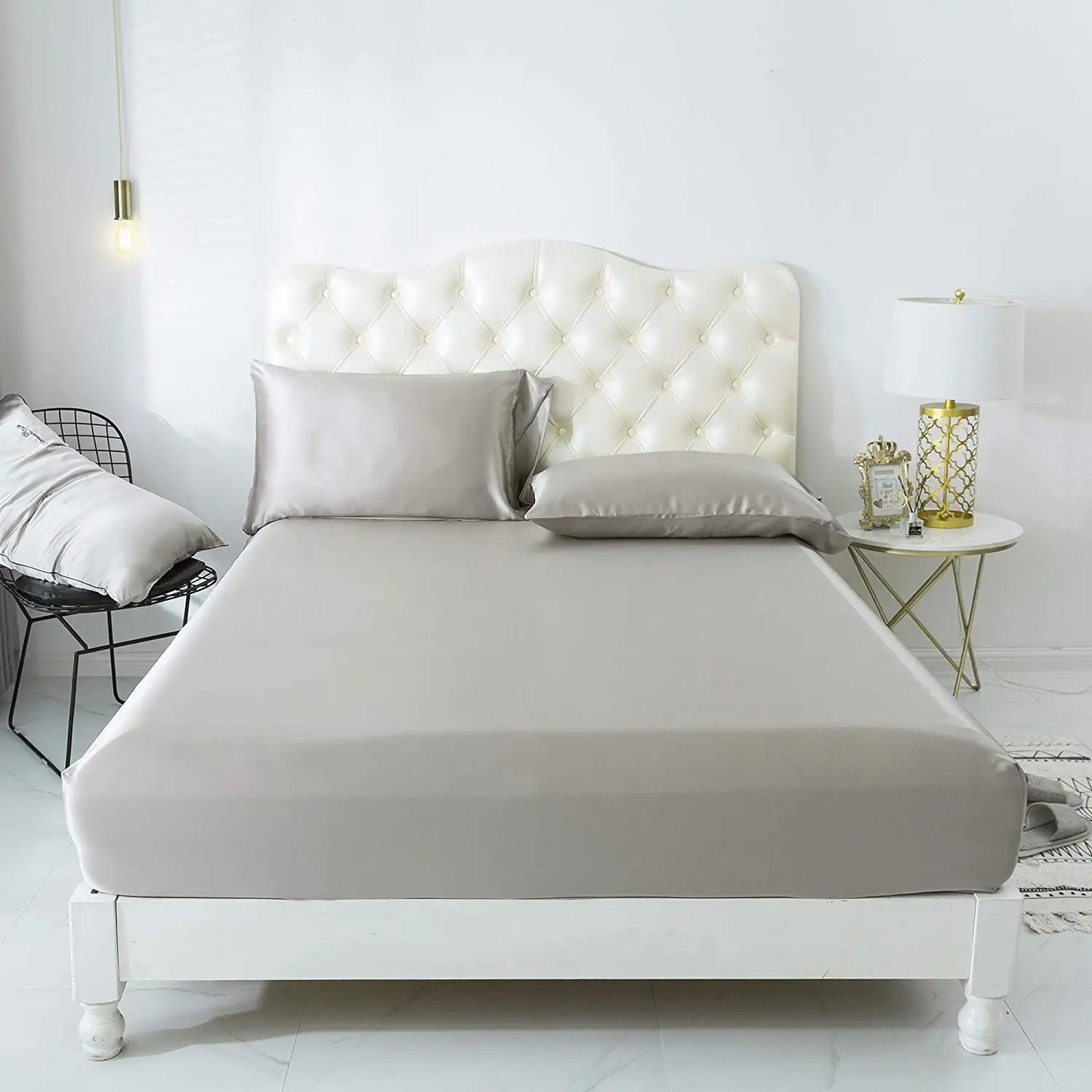 100% Silk Duvet Covers Sets Skin-Friendly and Anti-Aging Real Mulberry Silk Bedding Sets